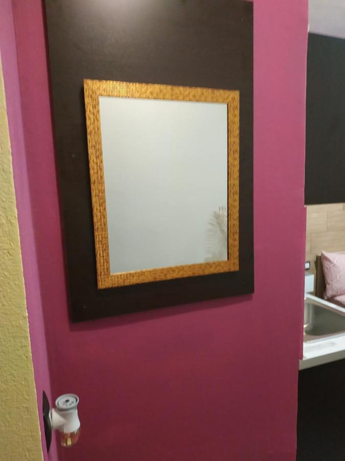 G M 1 Rooms Kentro In The Heart Of The City Larissa Exterior foto