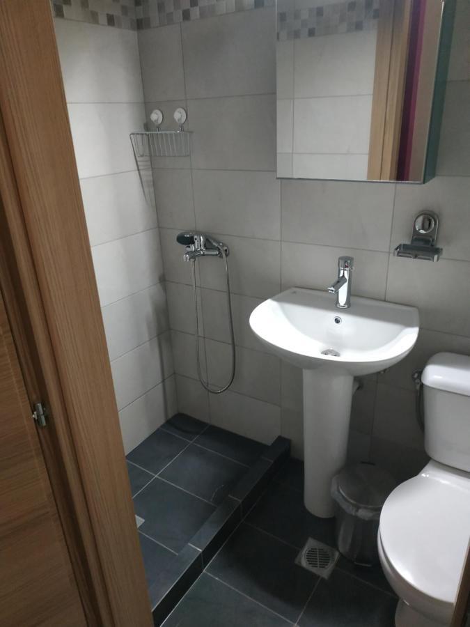 G M 1 Rooms Kentro In The Heart Of The City Larissa Exterior foto