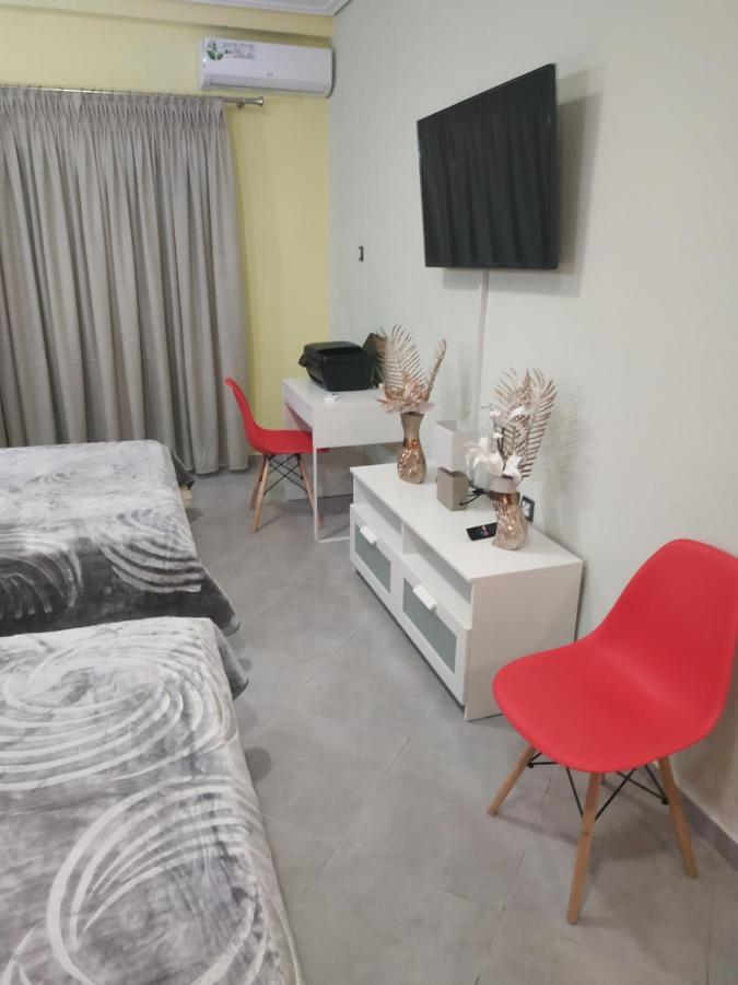 G M 1 Rooms Kentro In The Heart Of The City Larissa Exterior foto